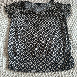 AB Studio Black and Cream Diamond Print Blouse